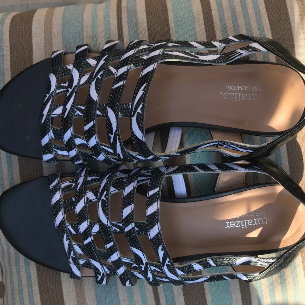 Naturalizer sandals